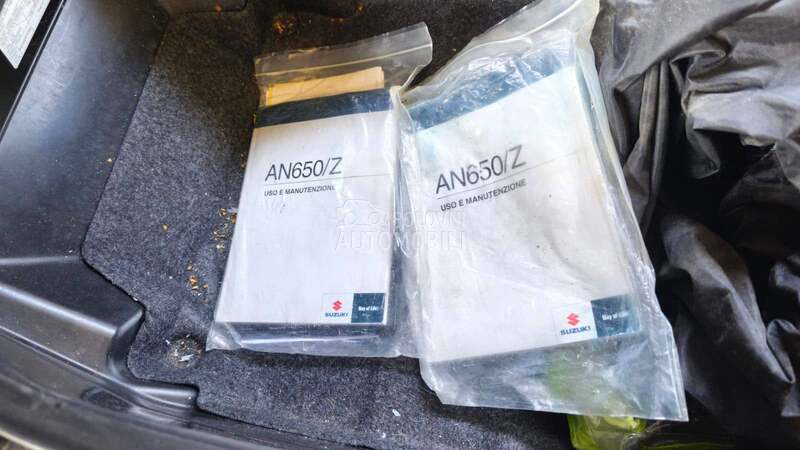 Suzuki Burgman executive 650