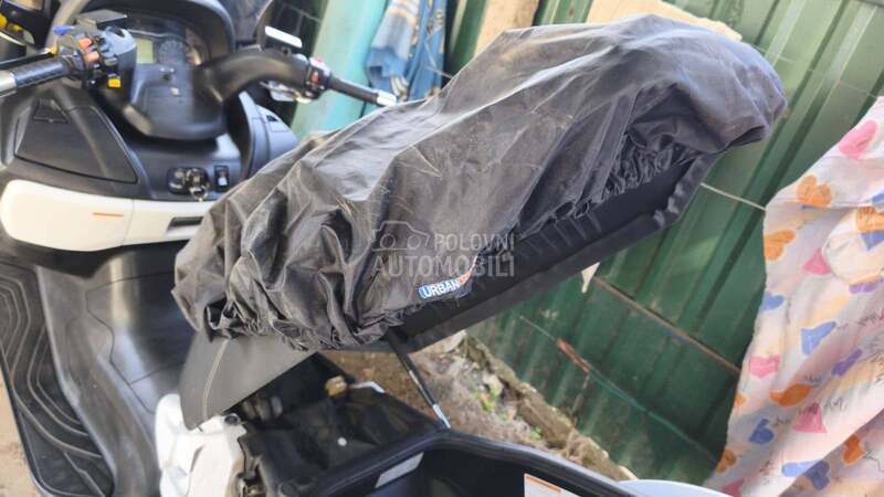 Suzuki Burgman executive 650