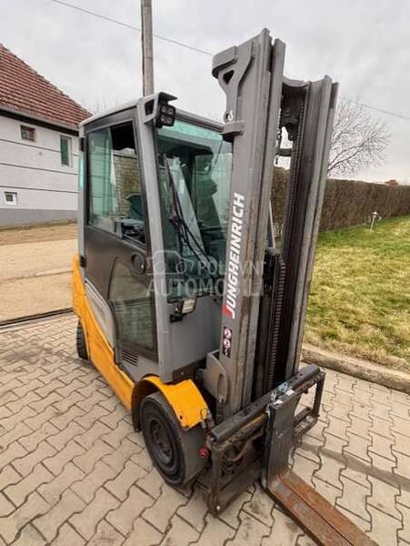 Jungheinrich TFG316s