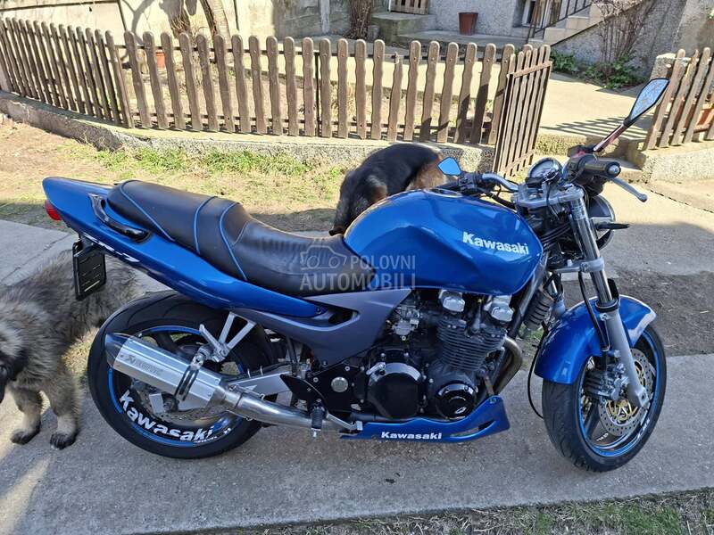 Kawasaki ZR 7