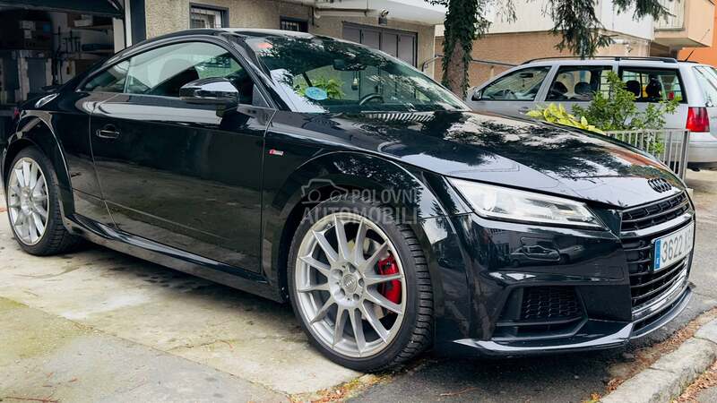 Audi TT 