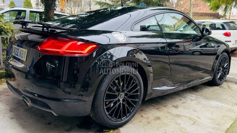 Audi TT 