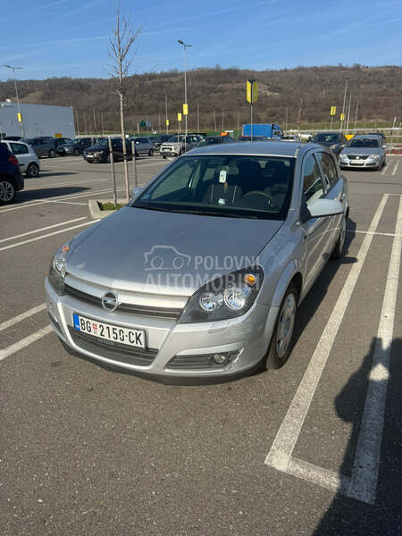 Opel Astra H 