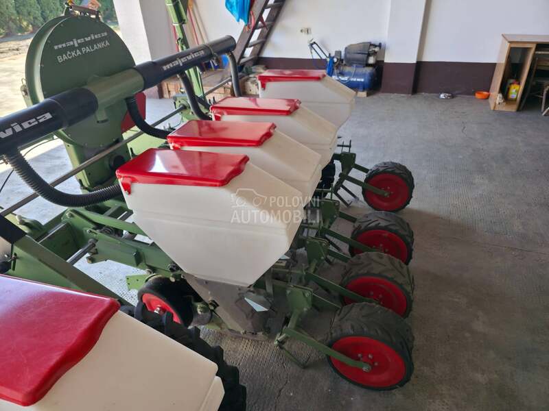 Majevica Maja 5 plus 1 diskosna