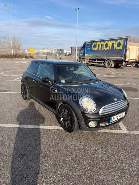 MINI Cooper 