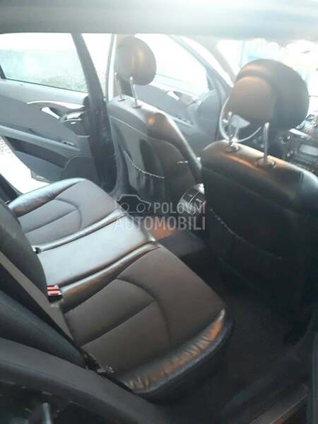 Mercedes Benz E 200 