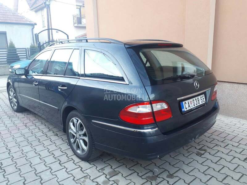 Mercedes Benz E 200 