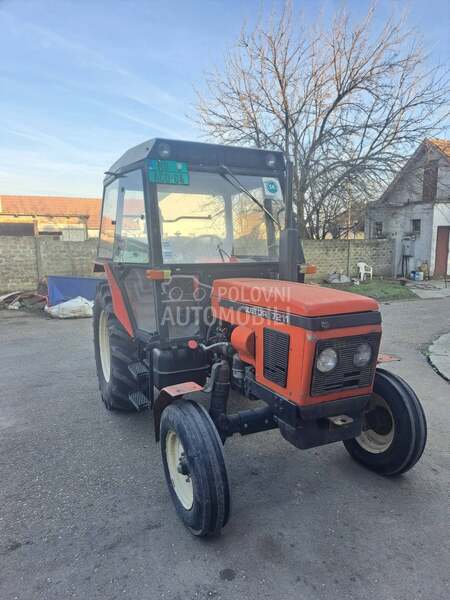 Zetor 7211