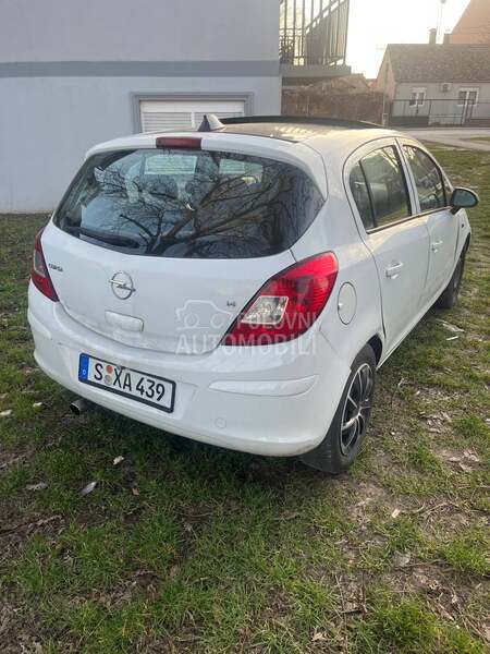 Opel Corsa D 