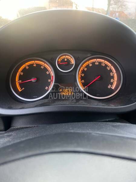 Opel Corsa D 
