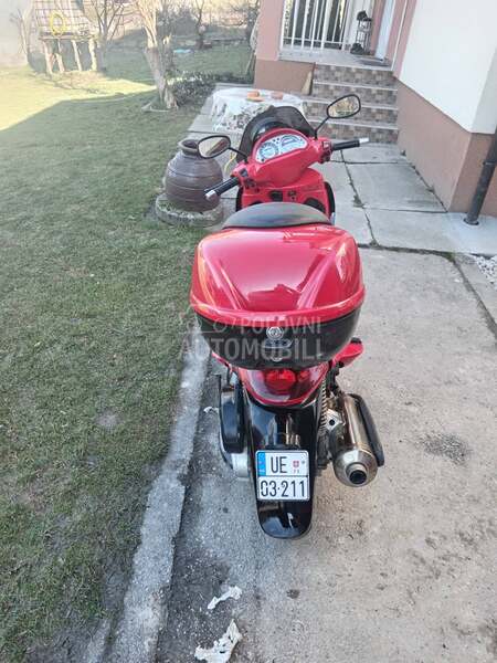 Piaggio Beverli 500