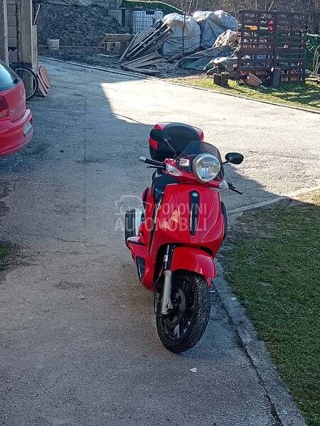 Piaggio Beverli 500