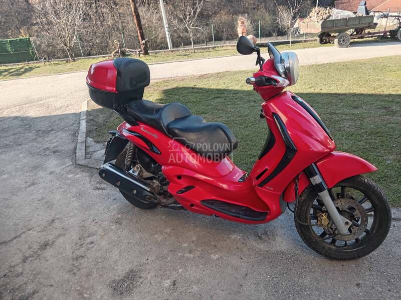 Piaggio Beverli 500