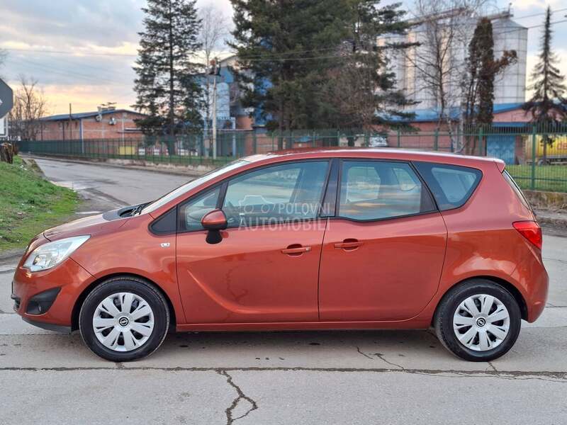 Opel Meriva 1,4b