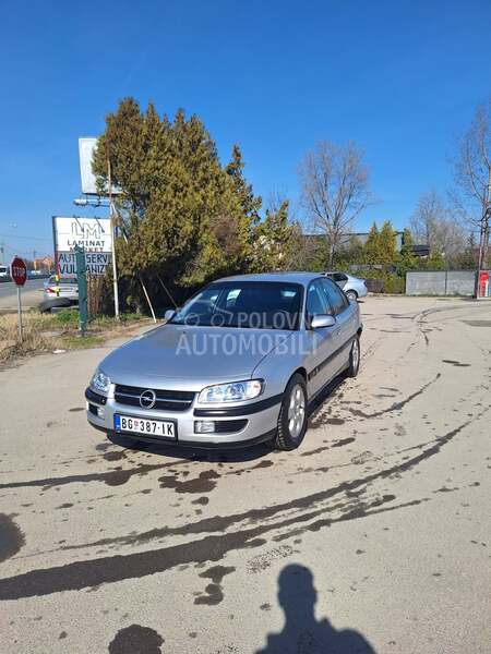 Opel Omega 