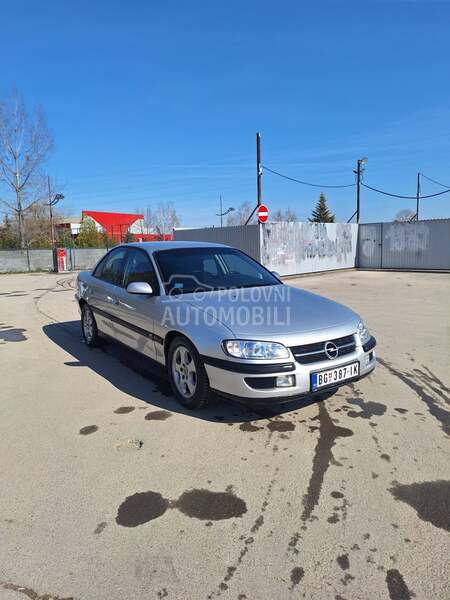 Opel Omega 