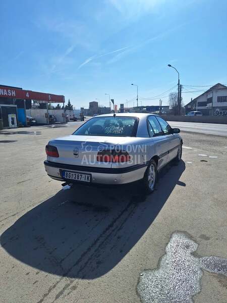 Opel Omega 