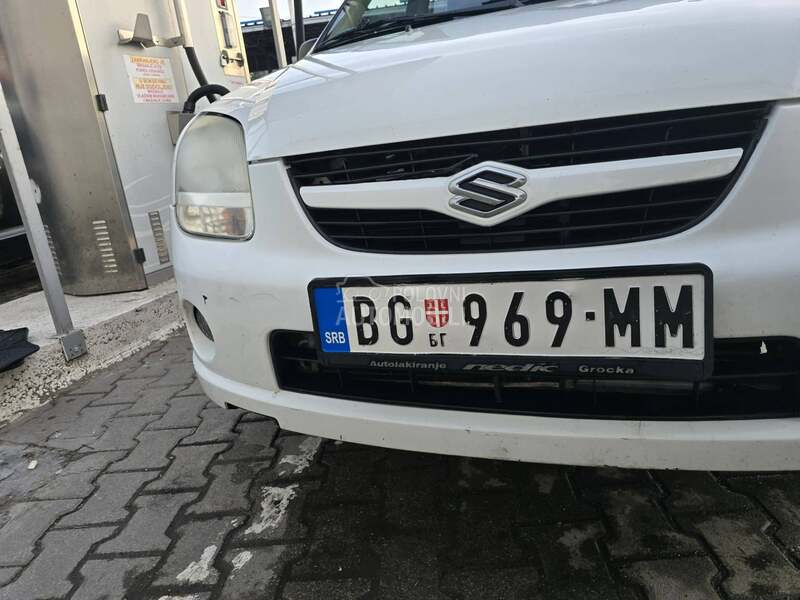 Suzuki Ignis 