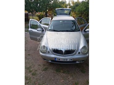 Lancia Lybra 