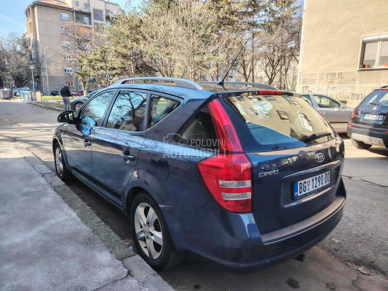 Kia cee`d sw 