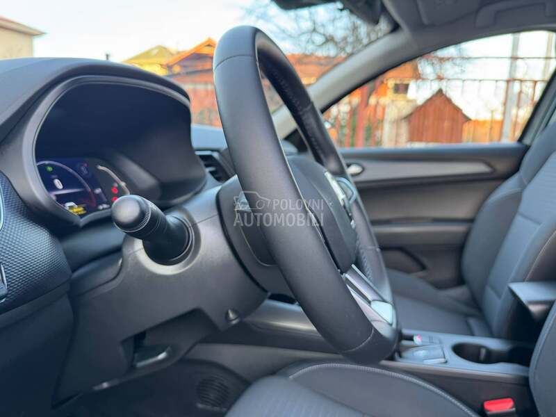 Renault Arkana 1.6 E-TECH 145