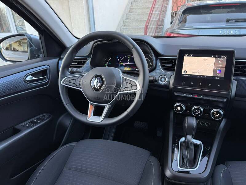 Renault Arkana 1.6 E-TECH 145
