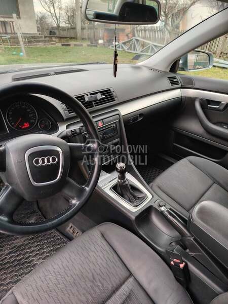 Audi A4 BLB041425