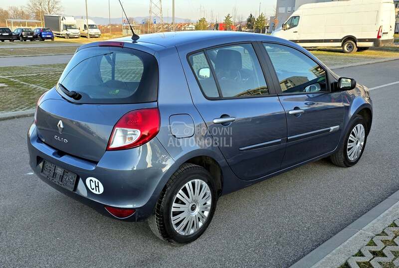 Renault Clio N.O.V