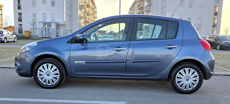 Renault Clio N.O.V