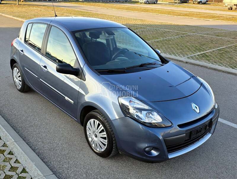 Renault Clio N.O.V