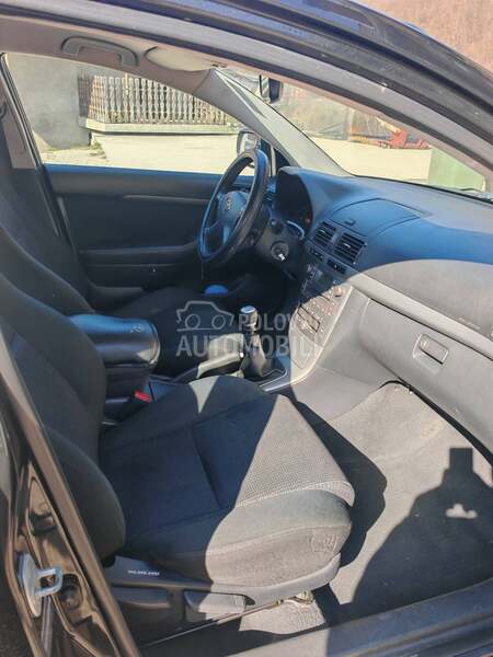 Toyota Avensis 2.0 d4d