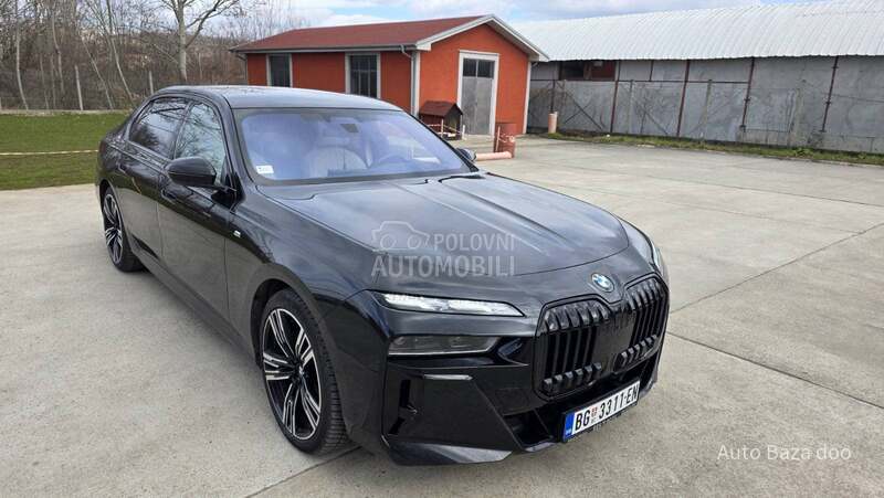 BMW 740 