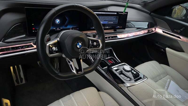 BMW 740 