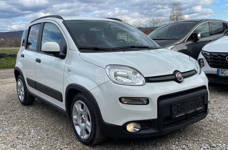 Fiat Panda Hybrid / P.l.i.n