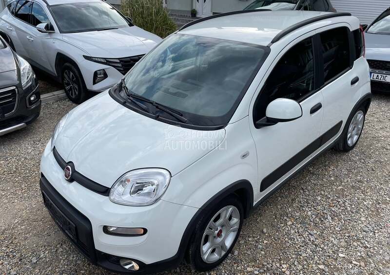 Fiat Panda Hybrid / P.l.i.n