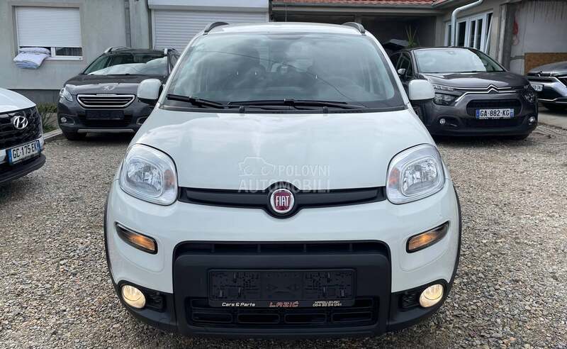 Fiat Panda Hybrid / P.l.i.n