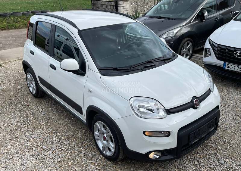 Fiat Panda Hybrid / P.l.i.n