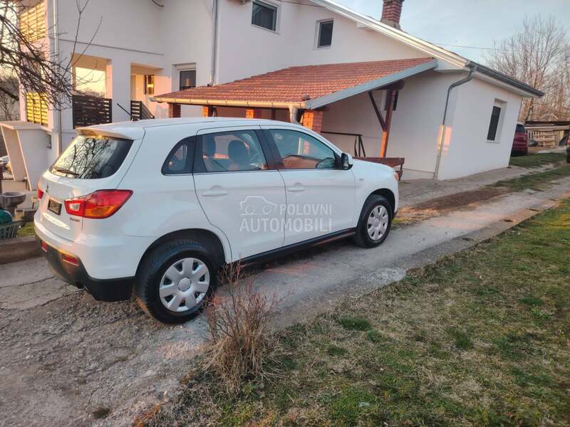 Mitsubishi ASX 