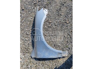 Krilo za Volkswagen Touareg od 2002. do 2010. god.