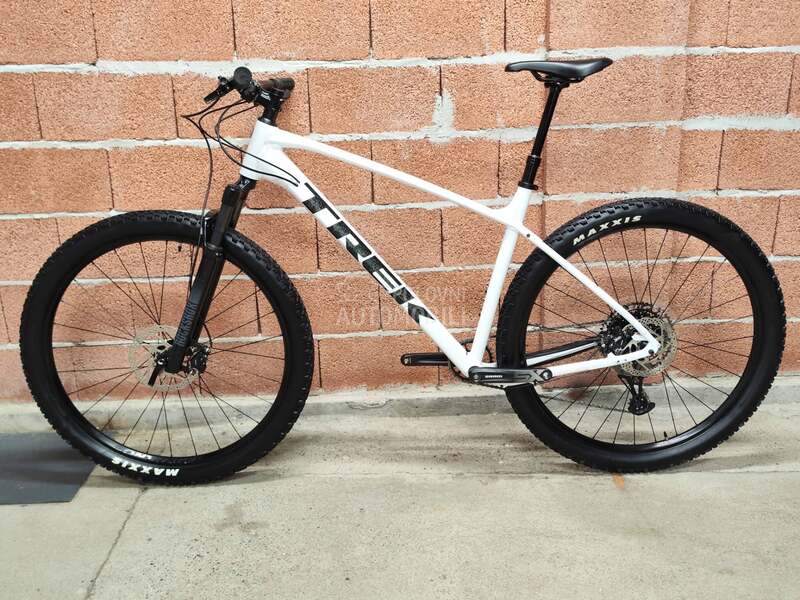 Trek Marlin 7 Dropper
