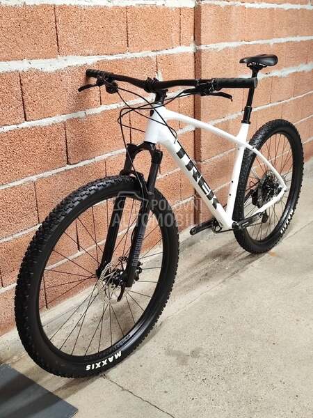 Trek Marlin 7 Dropper