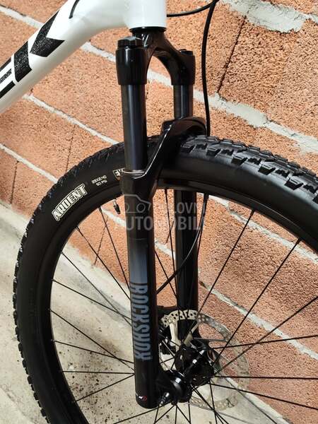 Trek Marlin 7 Dropper