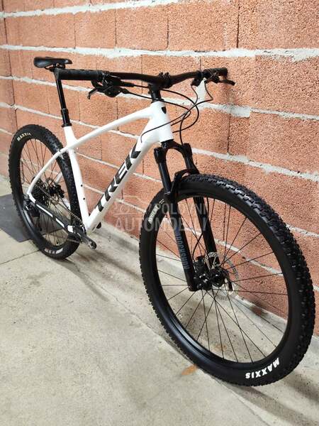 Trek Marlin 7 Dropper