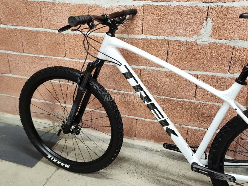 Trek Marlin 7 Dropper