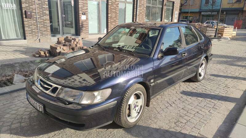 Saab 9-3 2.0