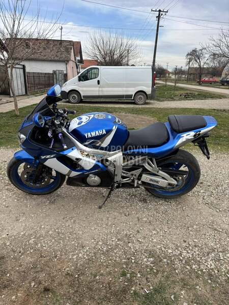 Yamaha r6