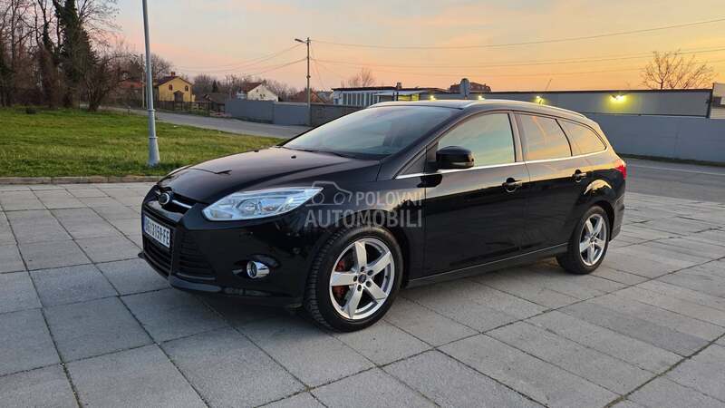 Ford Focus TITANIUM