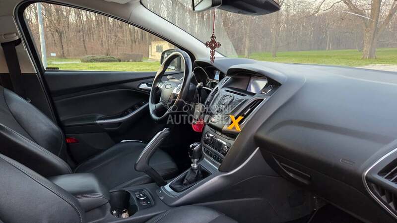 Ford Focus TITANIUM