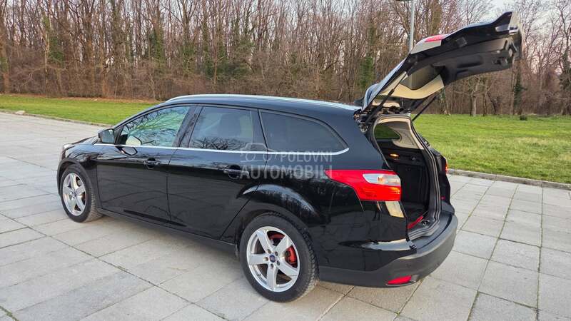 Ford Focus TITANIUM