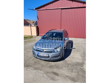 Opel Astra H 